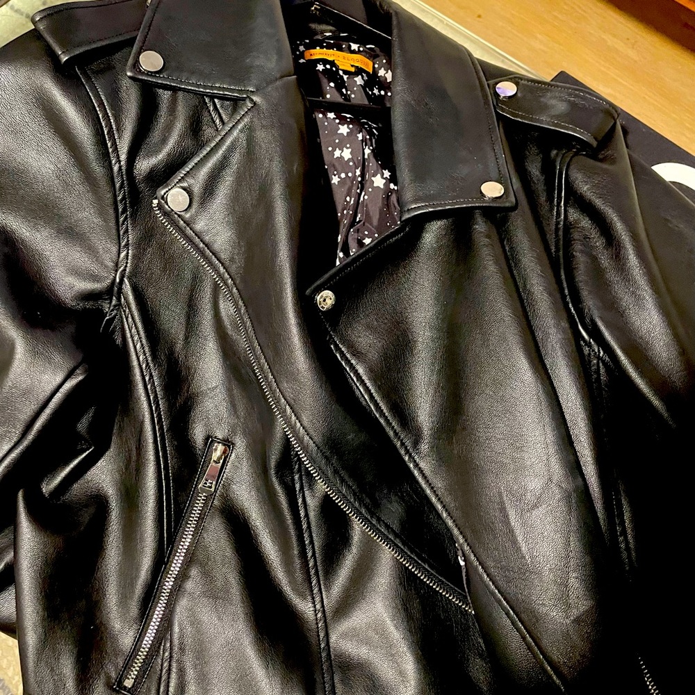 R29 x ELOQUII Faux Leather Cropped Moto Jacket